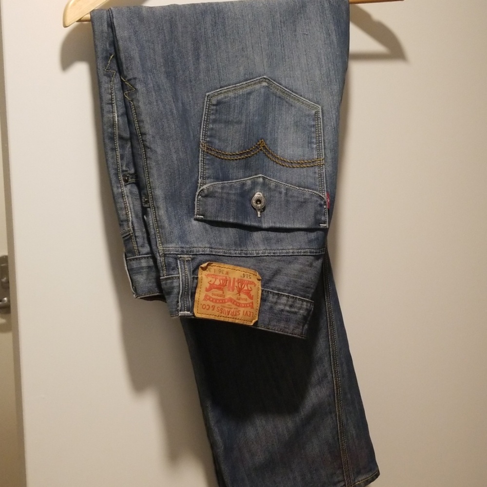 Jean's